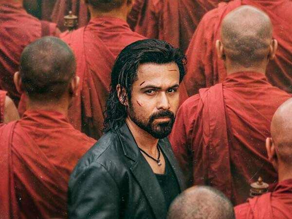 Awarapan 2 পর্যালোচনা — দৃশ্যত সমৃদ্ধ কিন্তু সৃজনশীলভাবে দেউলিয়া অ্যাকশন রোম্প।