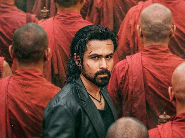 Awarapan 2 পর্যালোচনা — দৃশ্যত সমৃদ্ধ কিন্তু সৃজনশীলভাবে দেউলিয়া অ্যাকশন রোম্প।