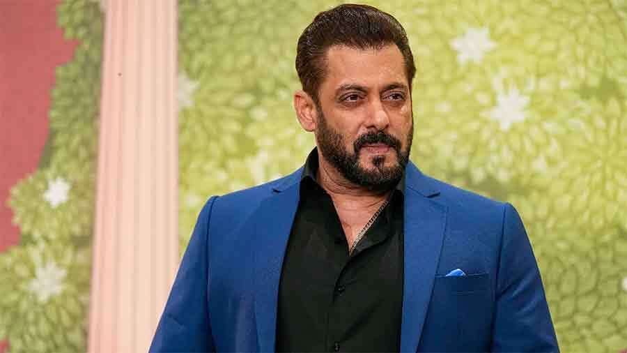 Cop deployed outside Salman Khan’s 