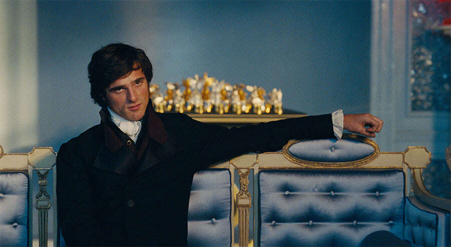 मार्गोट रोबी एमराल्ड फेनेल