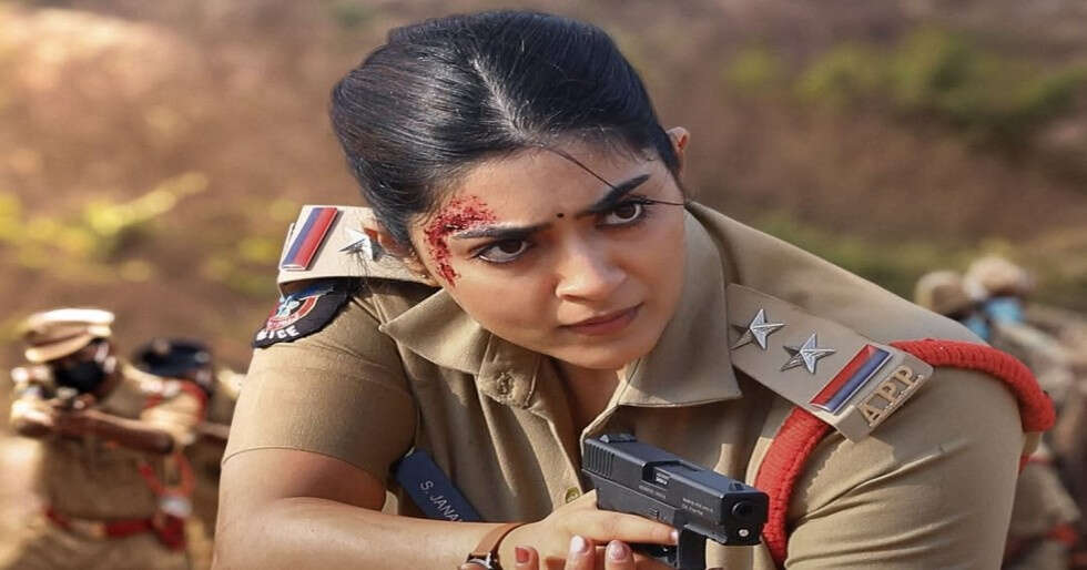Aamir Khan Cheers for Zayn Marie Khan As She Joins Adivi Sesh’s Dacoit Aamir Khan Cheers for Zayn Marie Khan As She Joins Adivi Sesh’s Dacoit