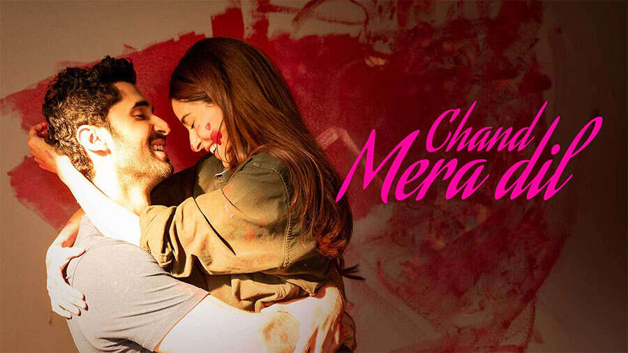 Chand Mera Dil Public Review: Lakshya And Ananya Panday's Romance ...