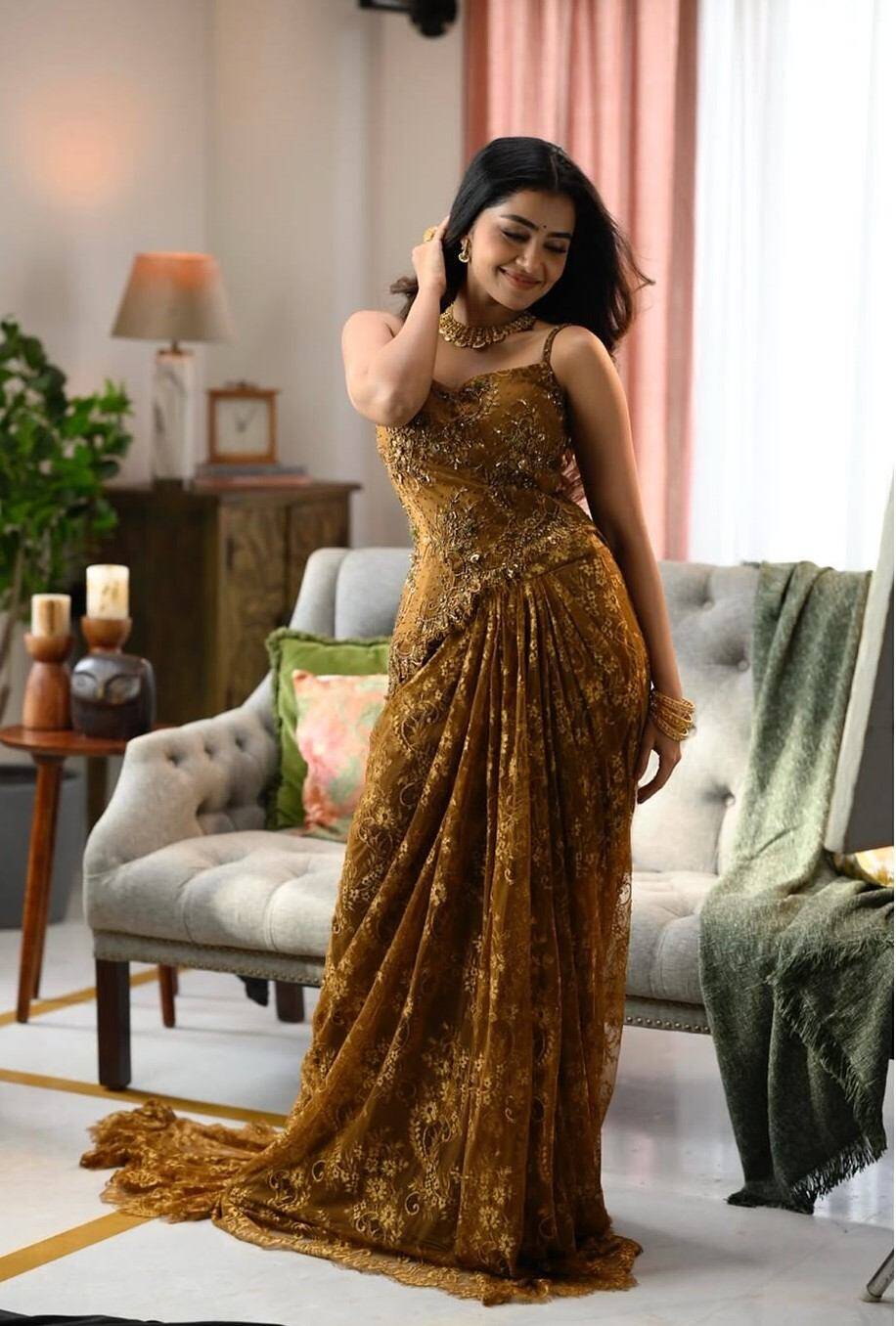 anupama parameswaran love