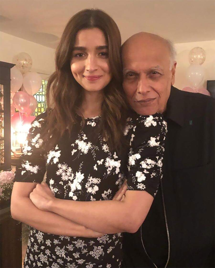 Alia bhatt with soni razdan