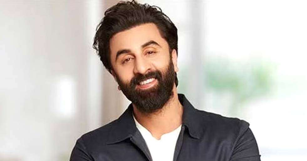 Photos: Alia Bhatt, Neetu Kapoor, Vicky Kaushal & More Shower Love on Ranbir Kapoor On His Birthday Photos: Alia Bhatt, Neetu Kapoor, Vicky Kaushal & More Shower Love on Ranbir Kapoor On His Birthday