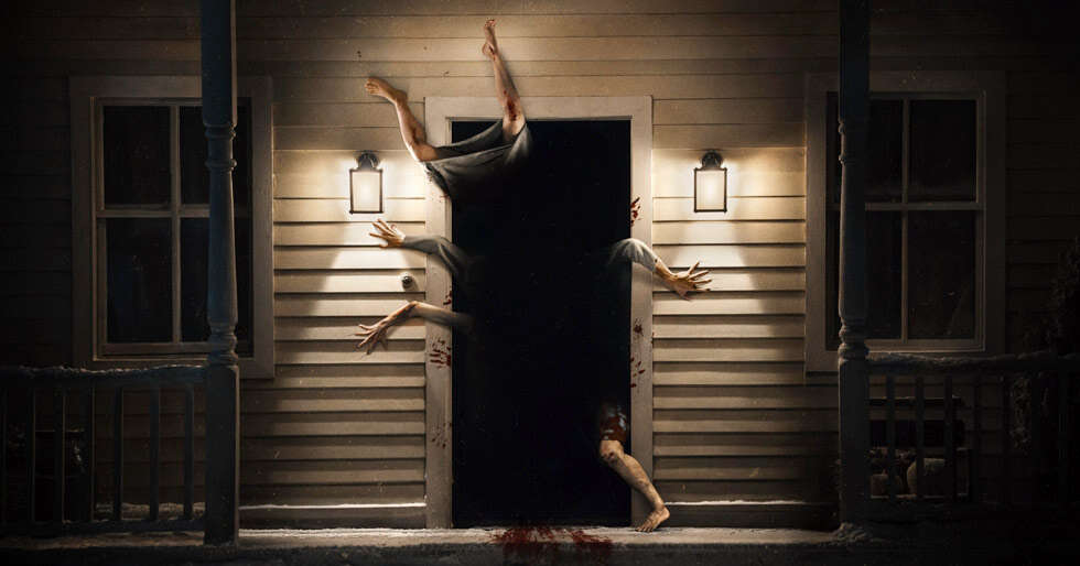 Resident Evil Review Perfect Blend Of Horror Comedy And Macabre 