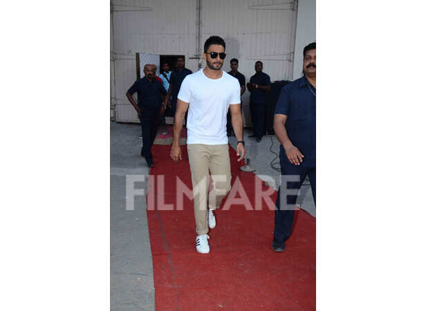 Ranveer Singh shoots for car commercial in Gujarat