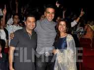 Akshay Kumar and Nimrat Kaur watch Airlift with fans