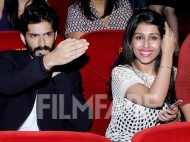 Harshvardhan Kapoor spotted with his female fans