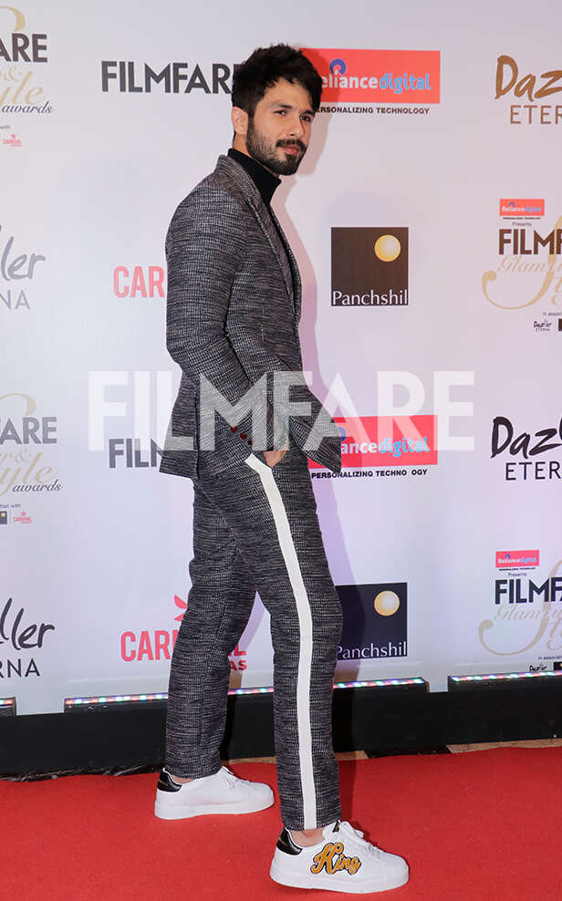 shahid kapoor formal look