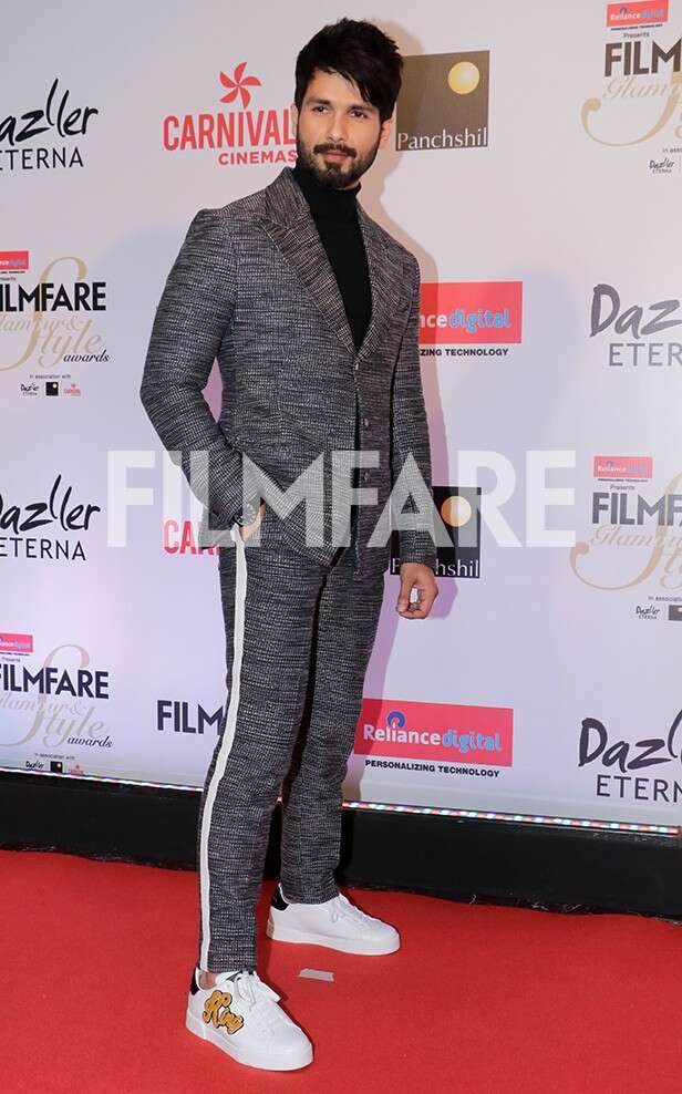 shahid kapoor formal look