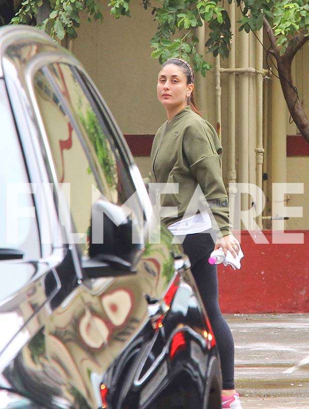 Beauty Alert Kareena Kapoor Khan Looks Like Perfection At Her Gym 