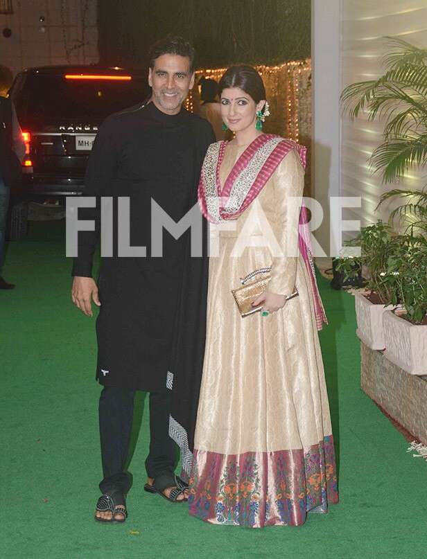 Akshay Kumar And Twinkle Khanna Redefine Love In These Diwali Bash ...