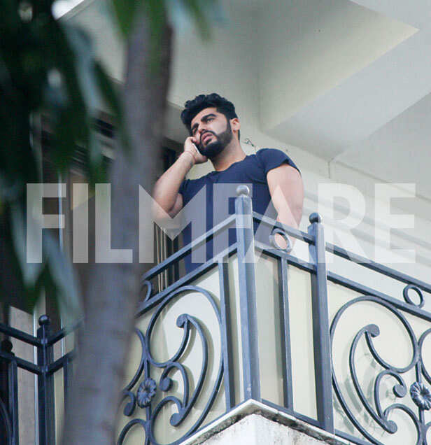 Check Out These Photos Of Arjun Kapoor And Aditya Roy Kapur Chilling In ...