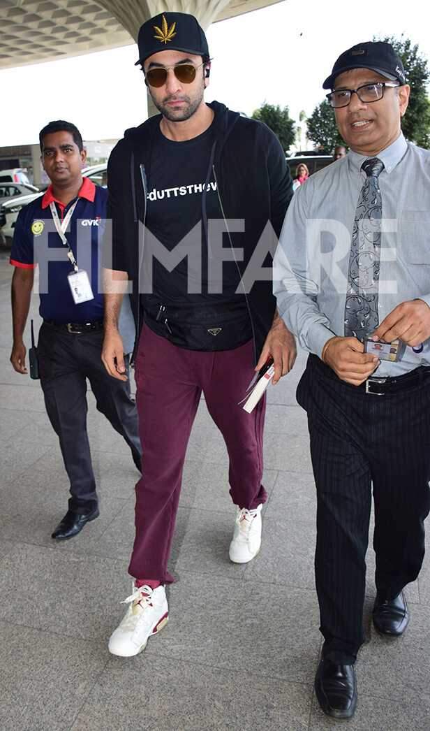 Ranbir Kapoor Spotted At Airport Departure – Gallery