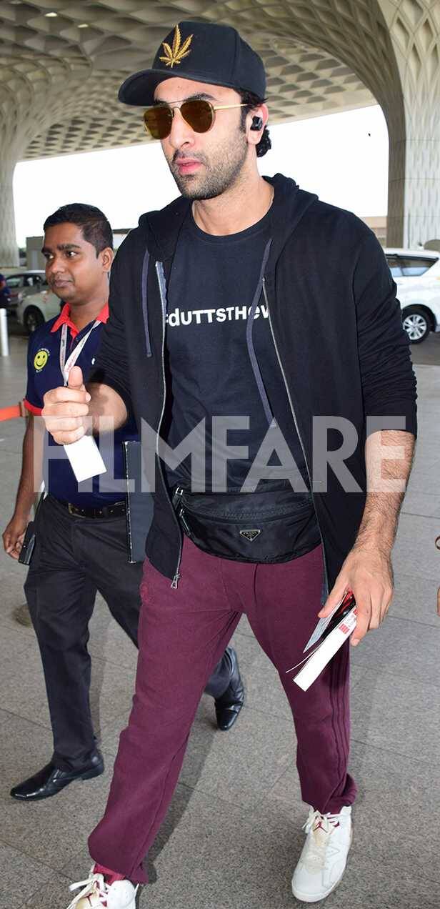 Ranbir Kapoor Spotted At Airport Departure – Gallery