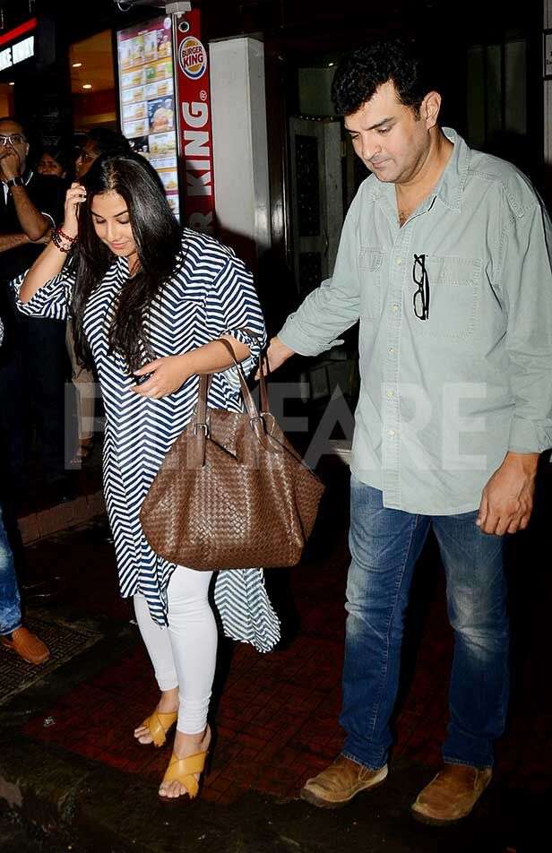 Pictures: Vidya Balan enjoys a dinner date with husband Siddharth Roy ...