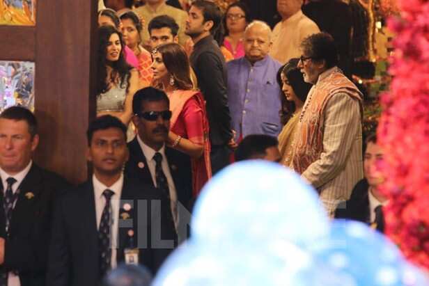 The Bachchans Arrive For Isha Ambani And Anand Piramal’s Wedding ...