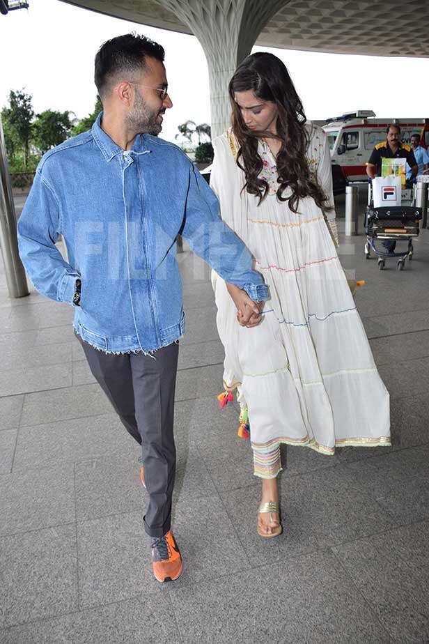 Off to their Honeymoon? Sonam Kapoor and Anand Ahuja snapped at the ...