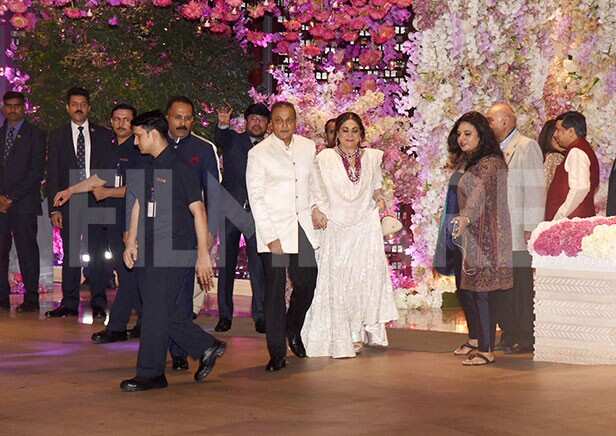 Anil And Tina Ambani Arrive For Akash Shloka Mehta S Ring Anil Ambani Tina