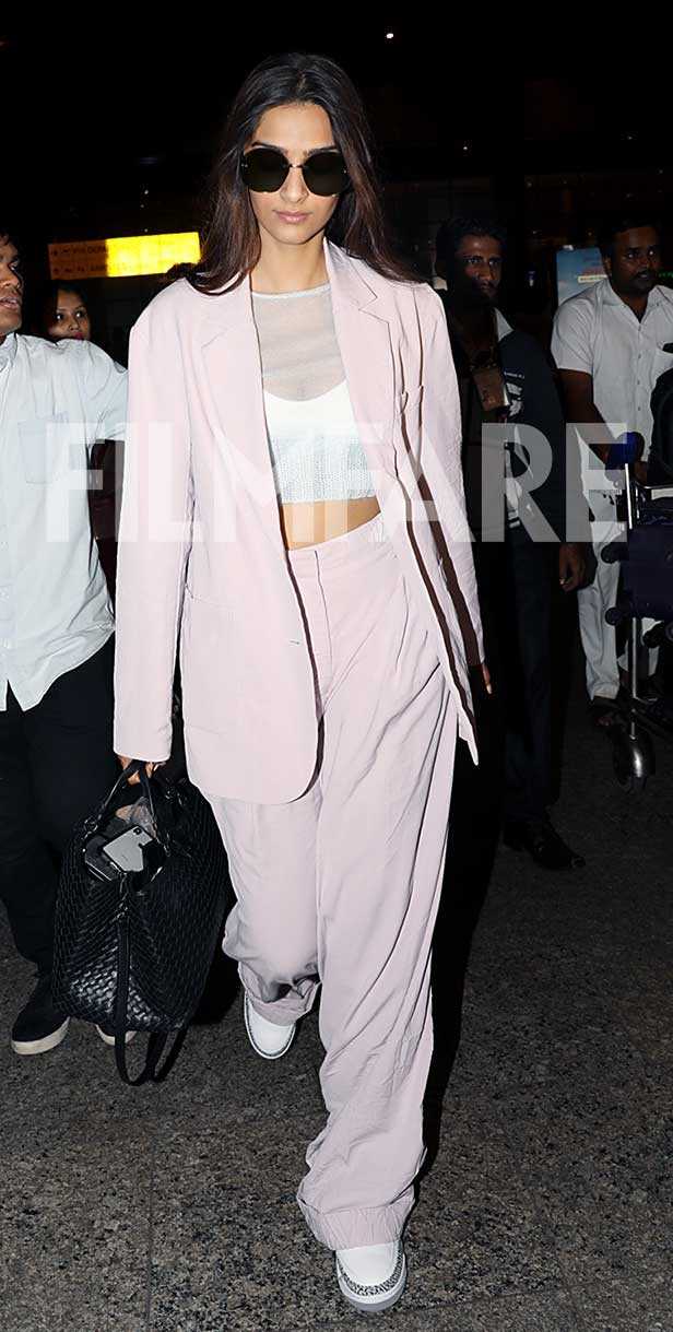 Sonam Kapoor’s powder pink pantsuit oozes glamour and style | Filmfare.com