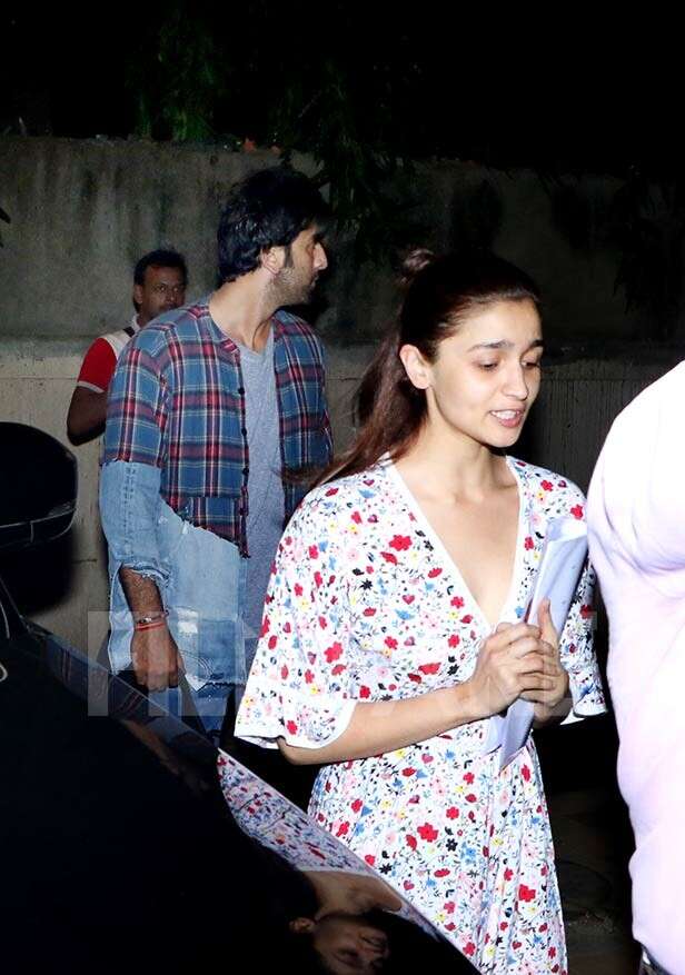 Photos! Ranbir Kapoor joins girlfriend Alia Bhatt for dance sessions ...