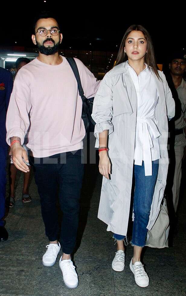 Anushka Sharma Takes A Stroll In London Clad In Denim From Head-To-Toe As  Hubby Virat Kohli Turns Her Photographer - Watch