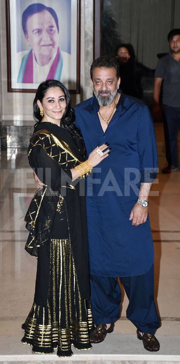 Sanjay Dutt and his family celebrating Diwali at their residence ...