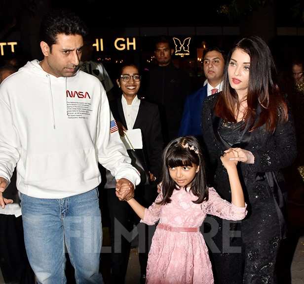 Aishwarya Rai dine out with Aaradhya, Abhishek and Vrinda Rai in