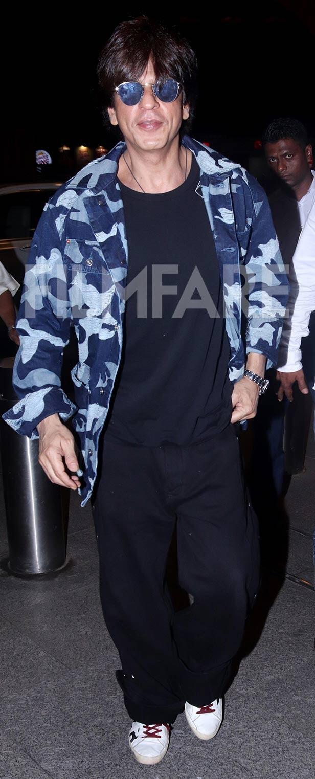 Shah Rukh Khan Looks Dashing As Usual In These Latest Pictures 0789