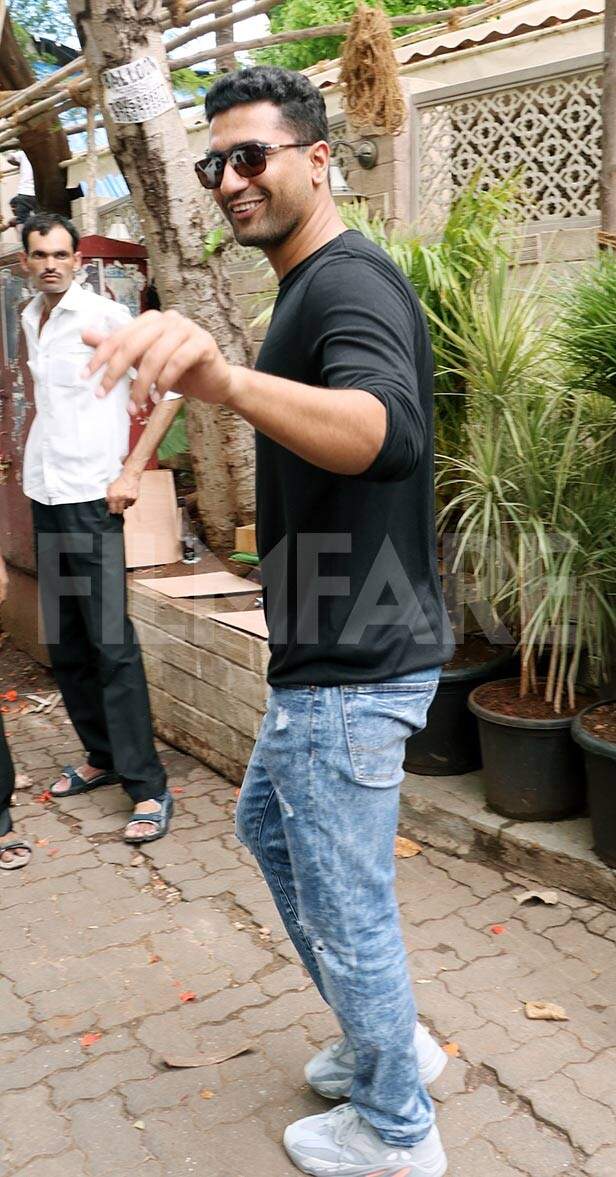 Vicky Kaushal Steps Out For Lunch With Family | Filmfare.com