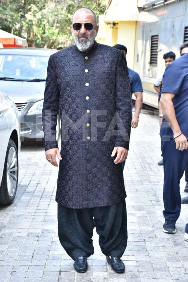 sanjay dutt in pathani suit
