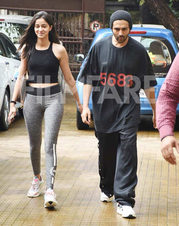 Ananya Panday and Kartik Aaryan snapped after dance rehearsals