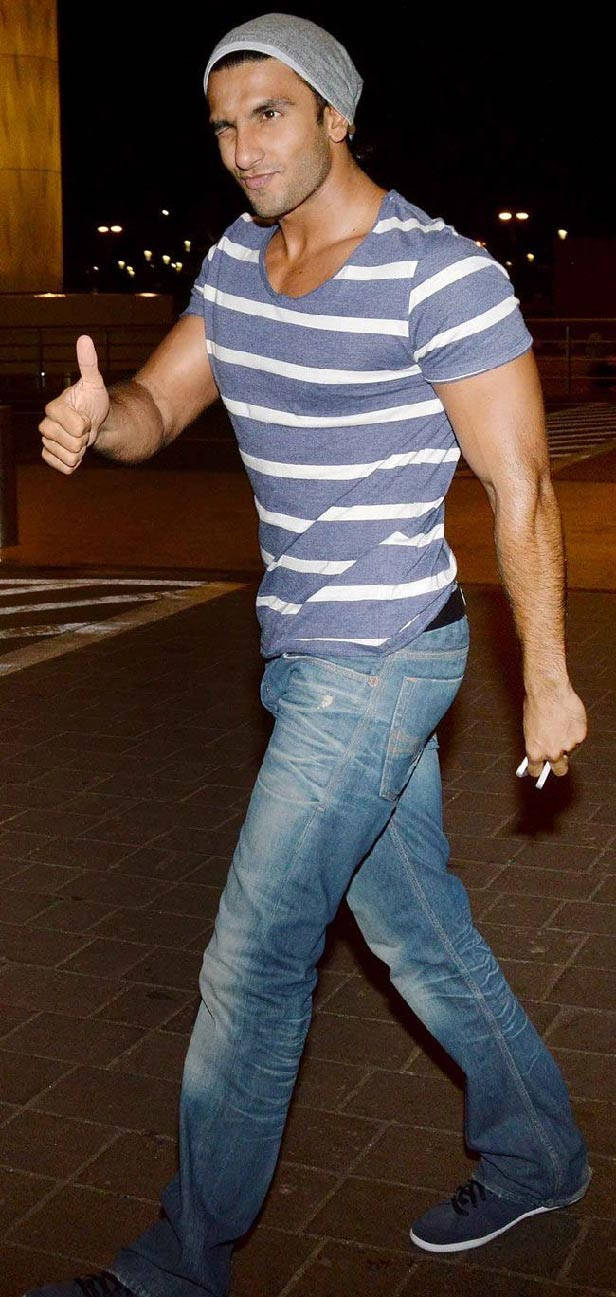 15 times Ranveer Singh ditched quirky and sported simple airport looks