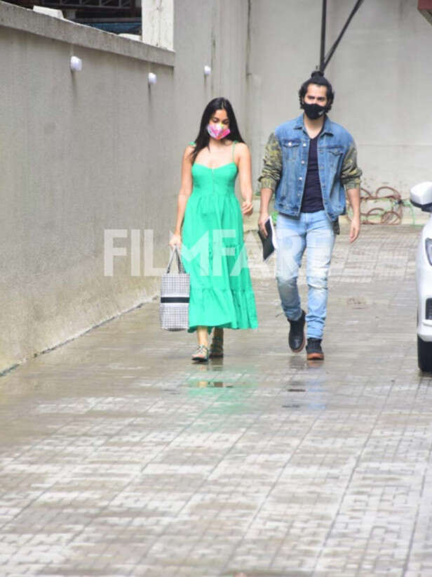 Photos: Varun Dhawan and Kiara Advani snapped together | Filmfare.com