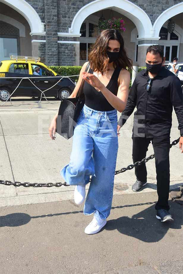 Take notes from Deepika Padukone on how to wear flared denims perfectly