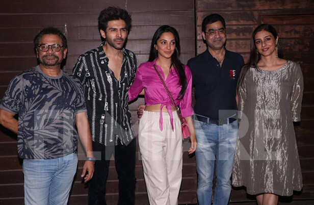 Photos: Kartik Aaryan, Kiara Advani and Tabu spotted partying together ...