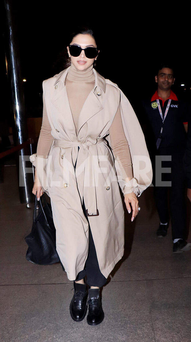 Deepika Padukone looks phenomenal as she gets snapped at the airport ...