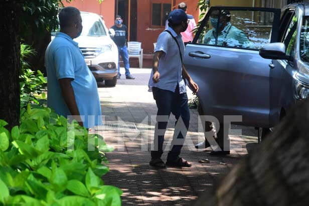 Cbi Team Arrives At Sushant Singh Rajputs Bandra Residence To Recreate The Crime Scene 7385