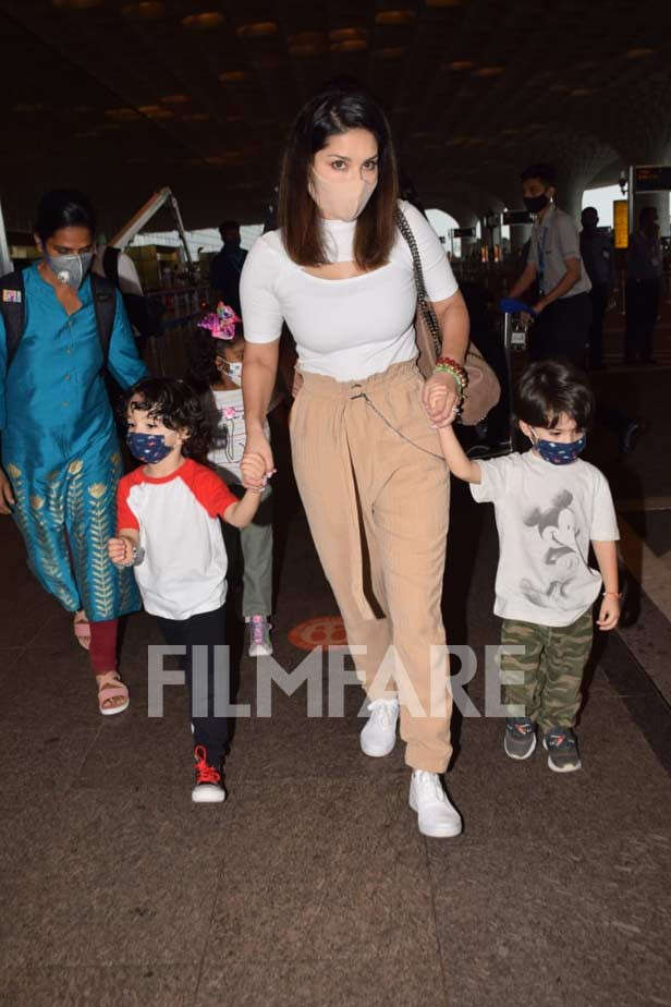 Sunny Leone with her kids