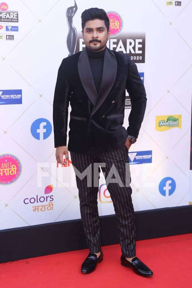 , Photos: Stars arrive at the Planet Marathi presents Filmfare Awards (Marathi), Indian &amp; World Live Breaking News Coverage And Updates