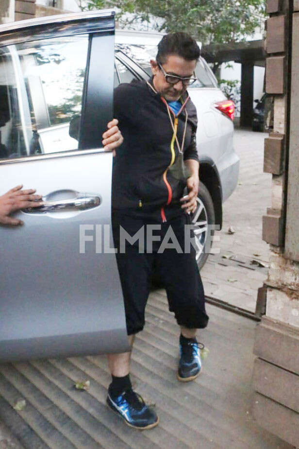 Photos: Aamir Khan and daughter Ira Khan visit Imran Khan | Filmfare.com