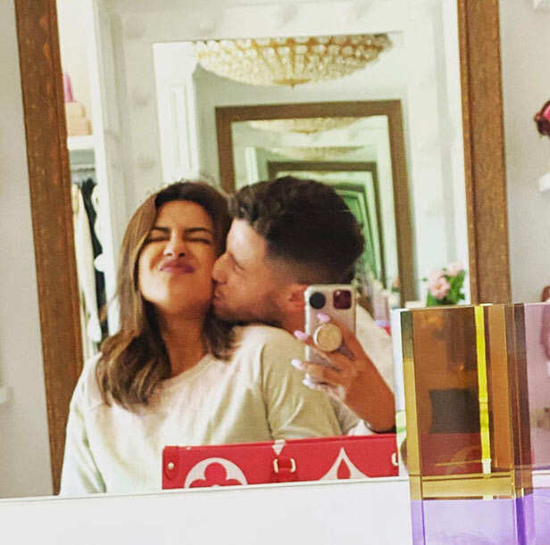 Priyanka Chopra Jonas, Nick Jonas