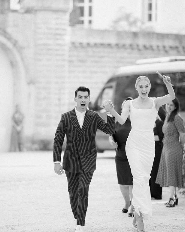 Finally! Sophie Turner shares pictures from her dream wedding with Joe  Jonas