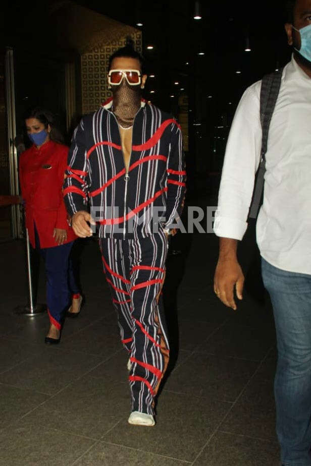 Pictures: Ranveer Singh flaunts pectorals in quirky outfit | Filmfare.com