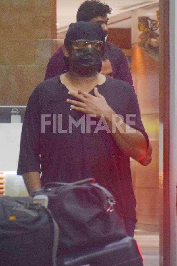Prabhas clicked at the airport 5 Prabhas