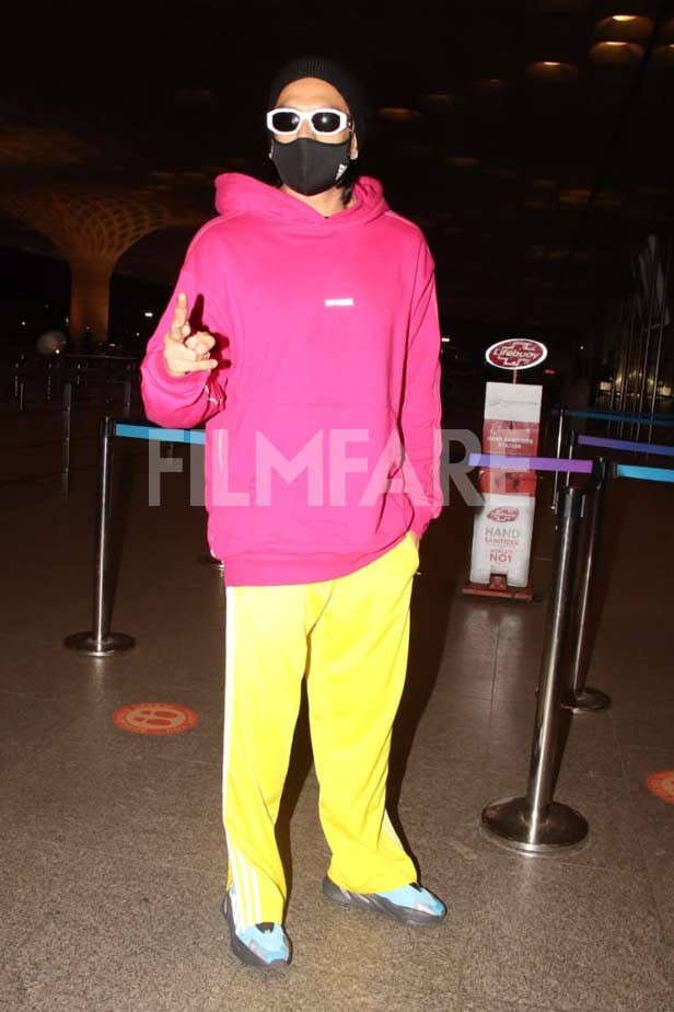 Ranveer Singh's Dishy Avatar At The Airport