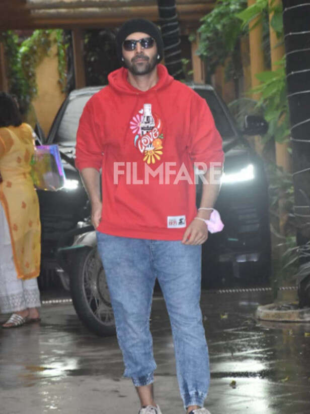 Kartik Aryan
