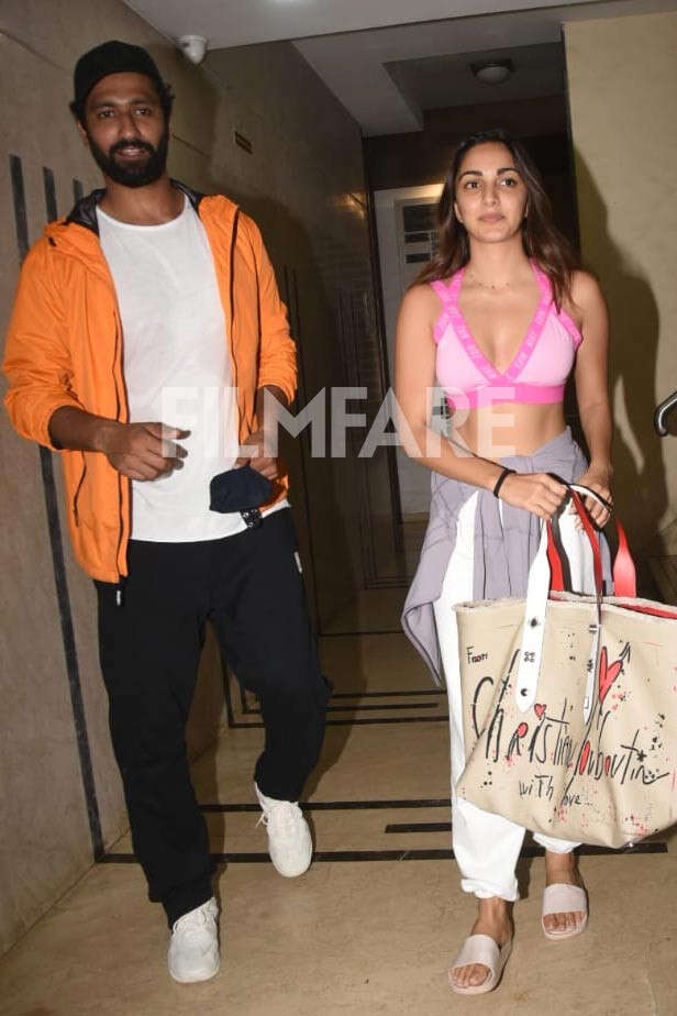 Along With Vicky Kaushal, Kiara Advani Is Hip Hop Chic For Dance