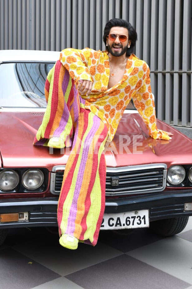 Ranveer Singh dons three-piece graphic-printed suit with Christian  Louboutin pink shoes Rs. 78,287 to the trailer launch of Jayeshbhai Jordar  78287 : Bollywood News - Bollywood Hungama